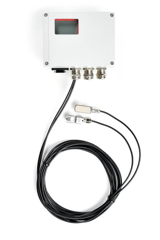 The ultrasonic flow meter KATflow 100 was the ideal solution for the high pressures in the cooling circuit. The compact clamp-on ultrasonic flow transmitter for permanent flow measurements.