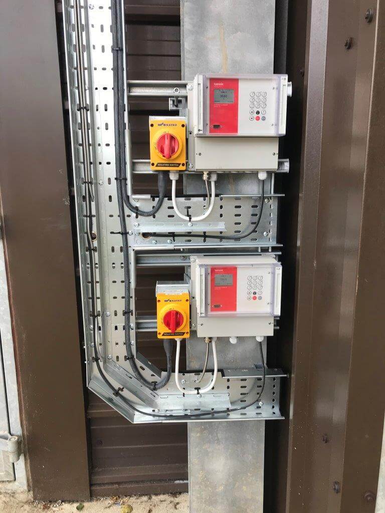 Installed clamp-on flowmeters KATflow 150 to measure flow rates in HVAC systems