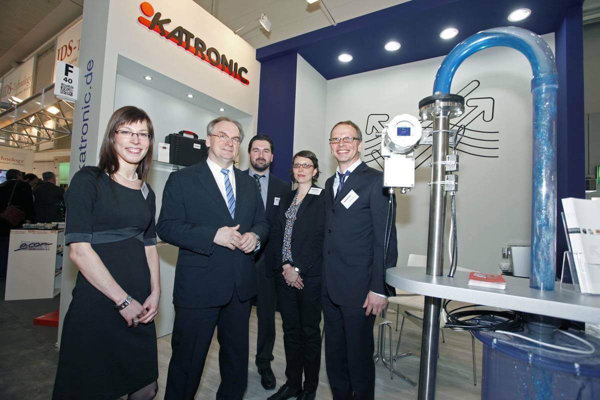 Sachsen-Anhalt Ministerpräsident stattete Katronic bei seinem Rundgang auf der Hannover Messe einen Besuch am Messestand ab